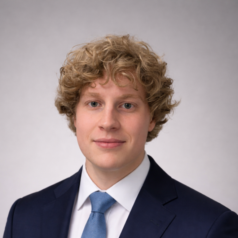 Portret van Arent Van Belleghem – Junior Portfolio Manager bij FinFactor.